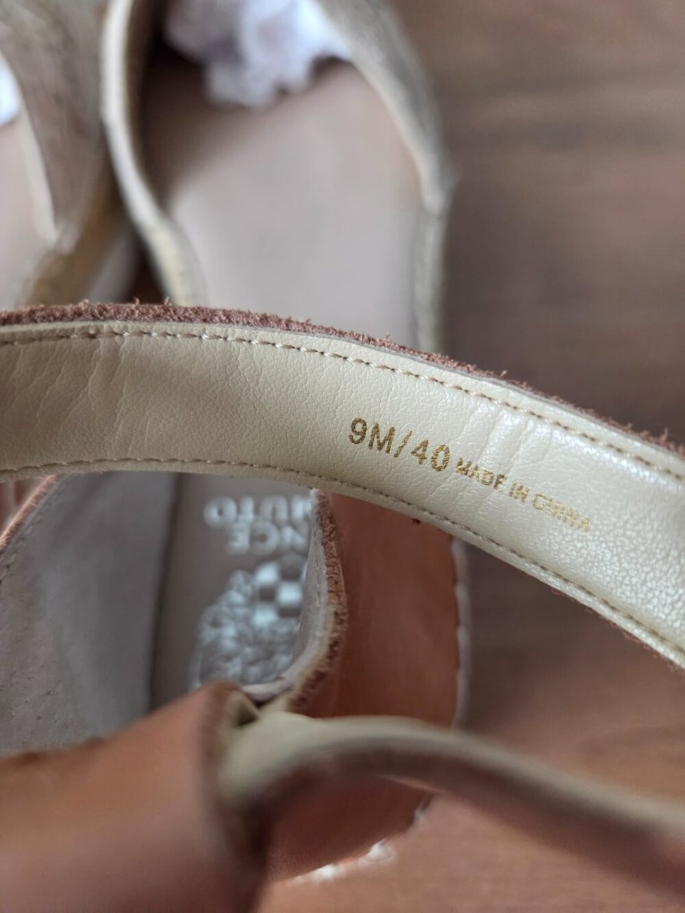 NEVER WORN VINCE CAMUTO BRAFINA GENUINE LEATHER UPPER ESPADRILLE SANDALS SZ 9M - Picture 10 of 14